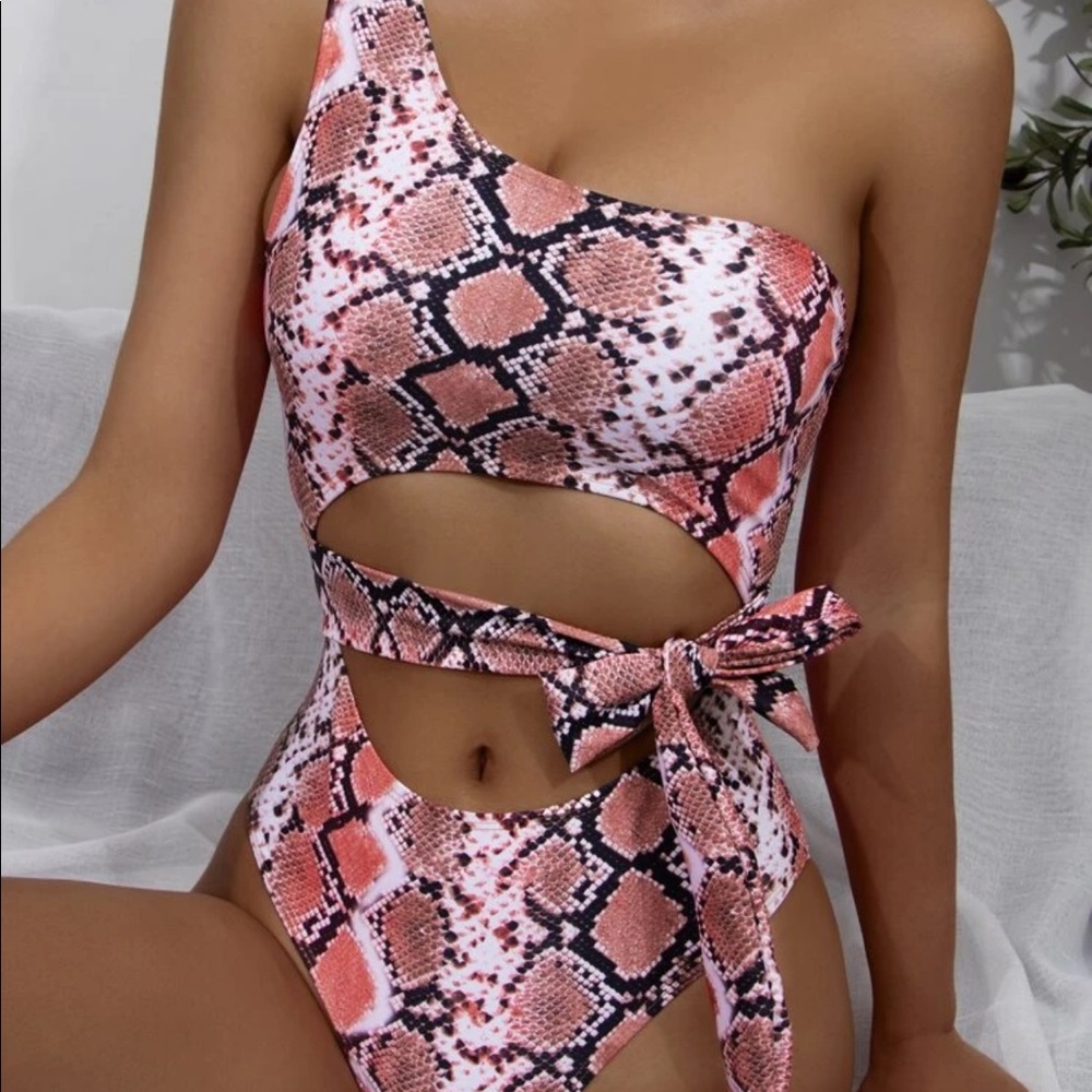 Pink snake print one piece swimsuit